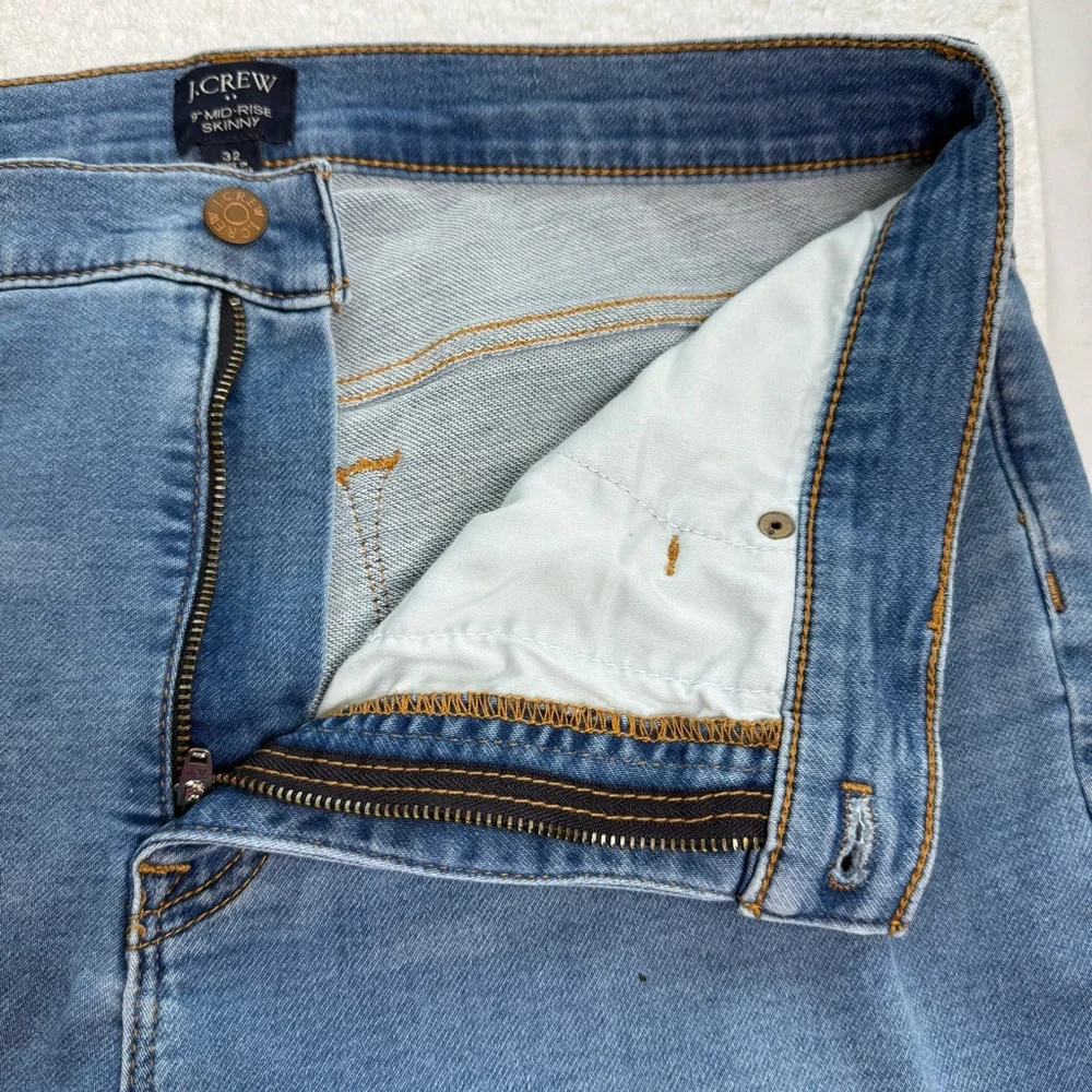! J. CREW 9